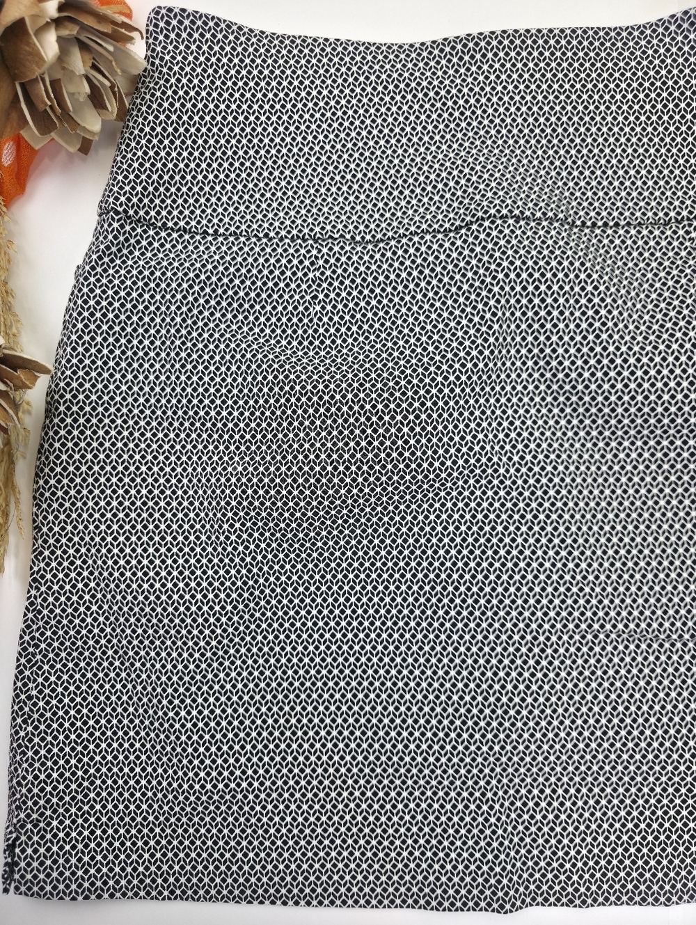 SC&Co Black & White Geo Print Compression Waist Skort Sz S - Picture 5 of 8